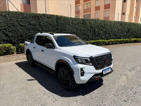 NISSAN FRONTIER 2.3 16V TURBO DIESEL PRO4X CD 4X4 AUTOMÁTICO